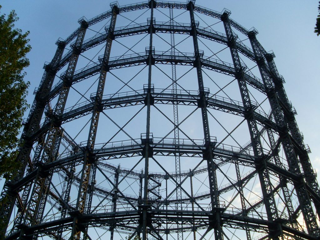 Gasometer Schöneberg Mit Kuppelbau 9AF